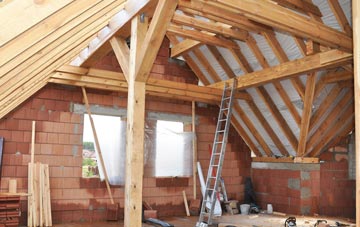 Penyfeidr attic trusses